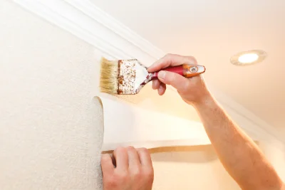Pose de papier peint à Firminy — revêtements muraux et toiles de verre